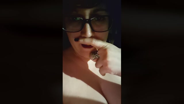 VikyPink  15-05-2022